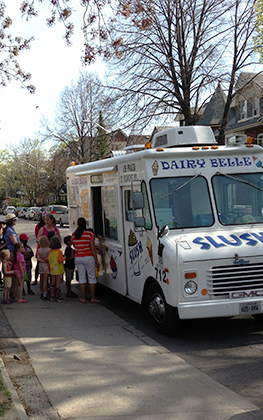 Ice Cream Truck Rentals for Family Events, Birthday Parties, Weddings